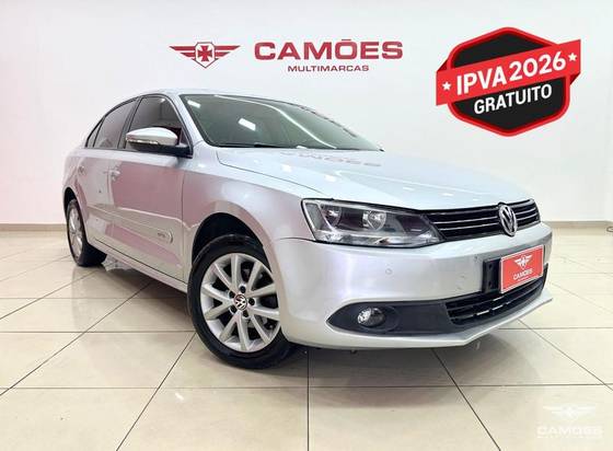 VOLKSWAGEN JETTA 2.0 COMFORTLINE FLEX 4P MANUAL